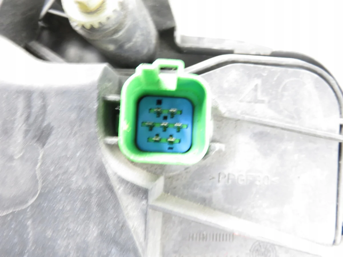 Farol Esquerdo Ford Mondeo III Usado image 6