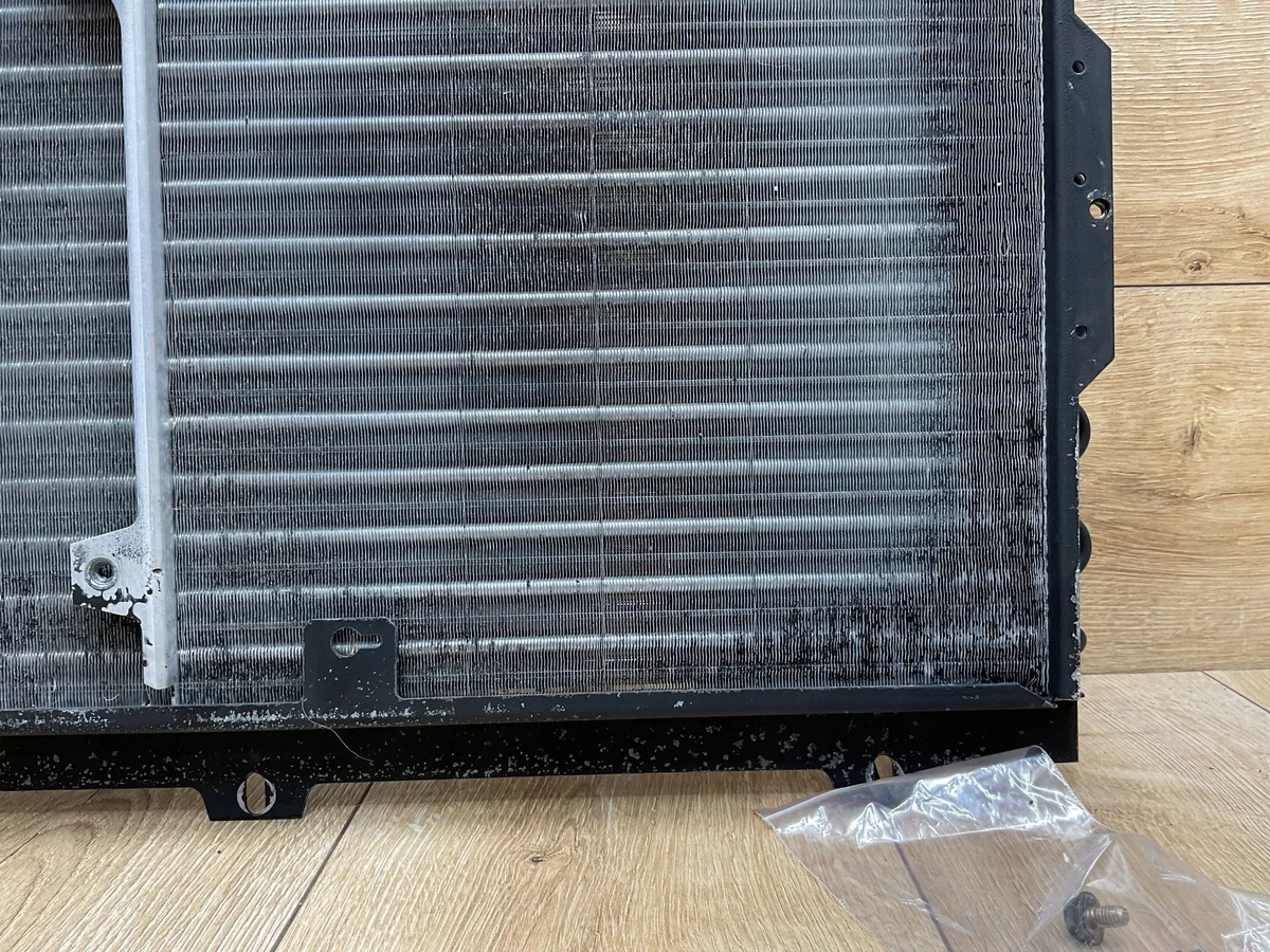 Condenseur clim Mercedes-Benz SL R129 image 9