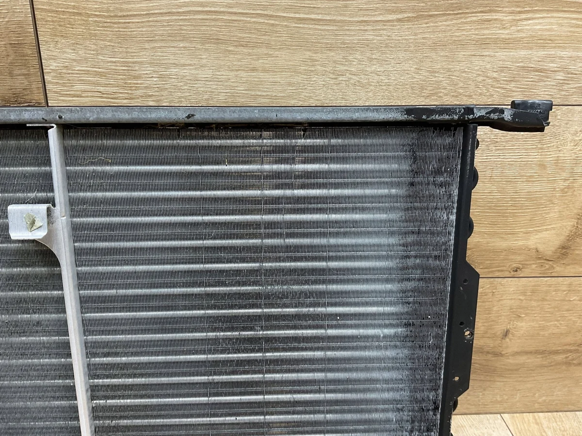 Condenseur clim Mercedes-Benz SL R129 image 10