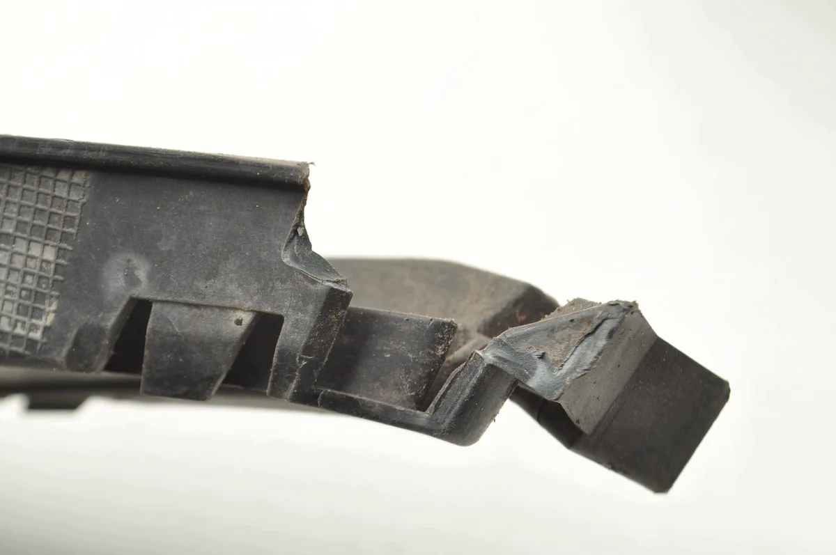 MG 3 III Mistlamp Grille Links Gebruikt image 7