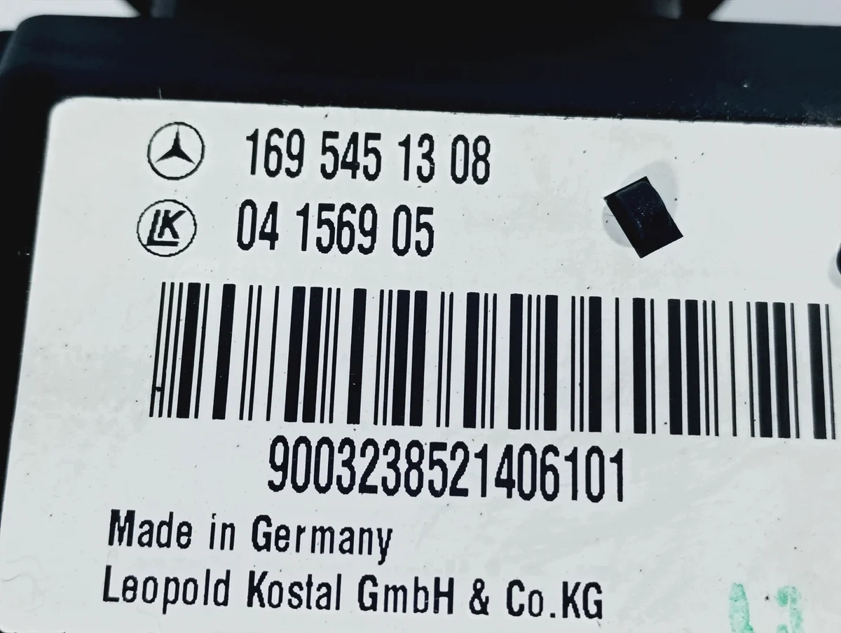 Ignition Switch w/ Key OE M1S63 MAR 00032243 image 5