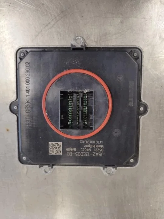 Módulo ECU J8A213E005BD Land Rover Velar