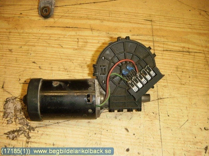Moteur essuie-glace Mercedes W210 1999 BEG3707