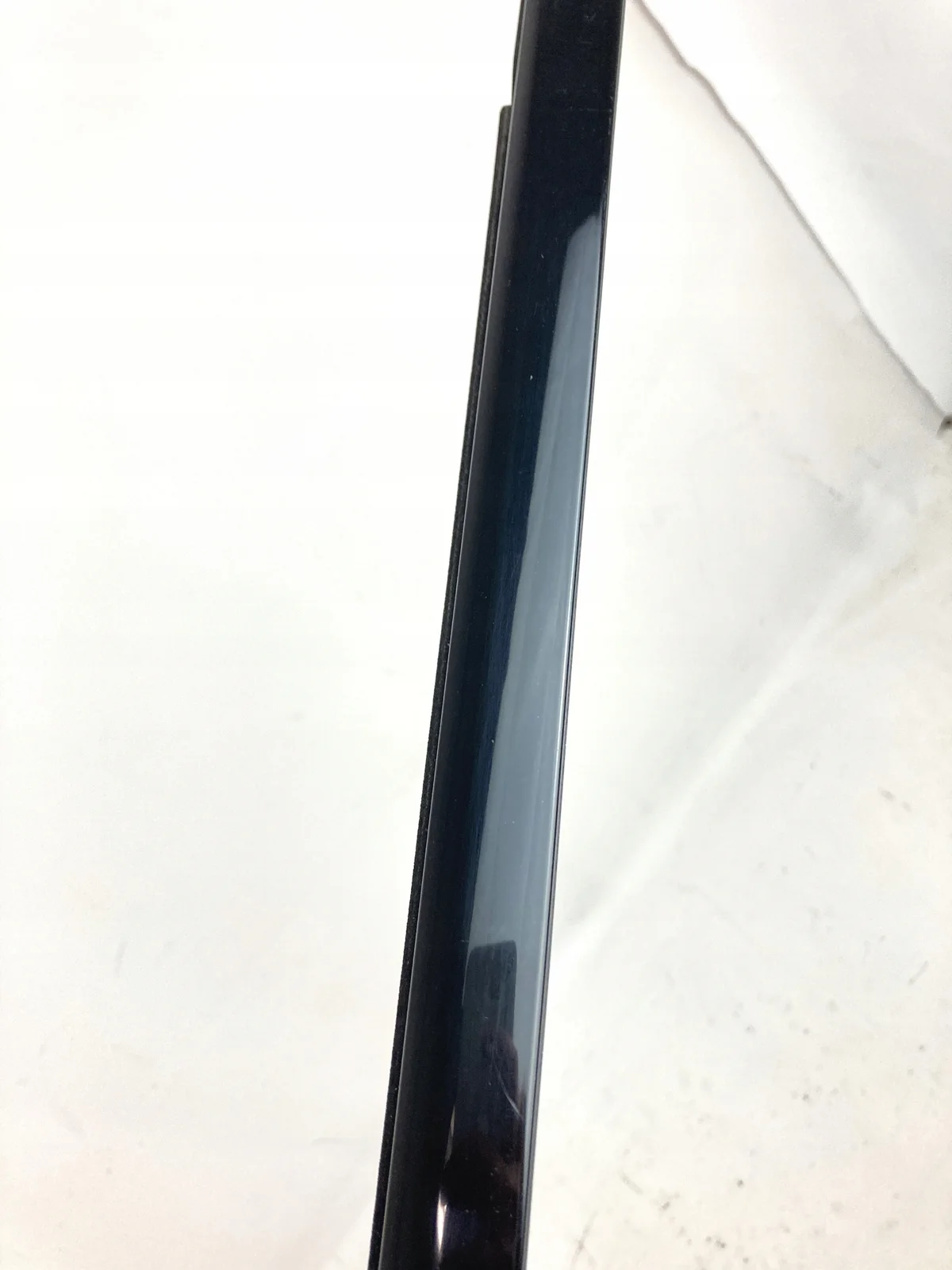 Chrysler Pacifica 2017-25 Left Rear Window Seal image 3
