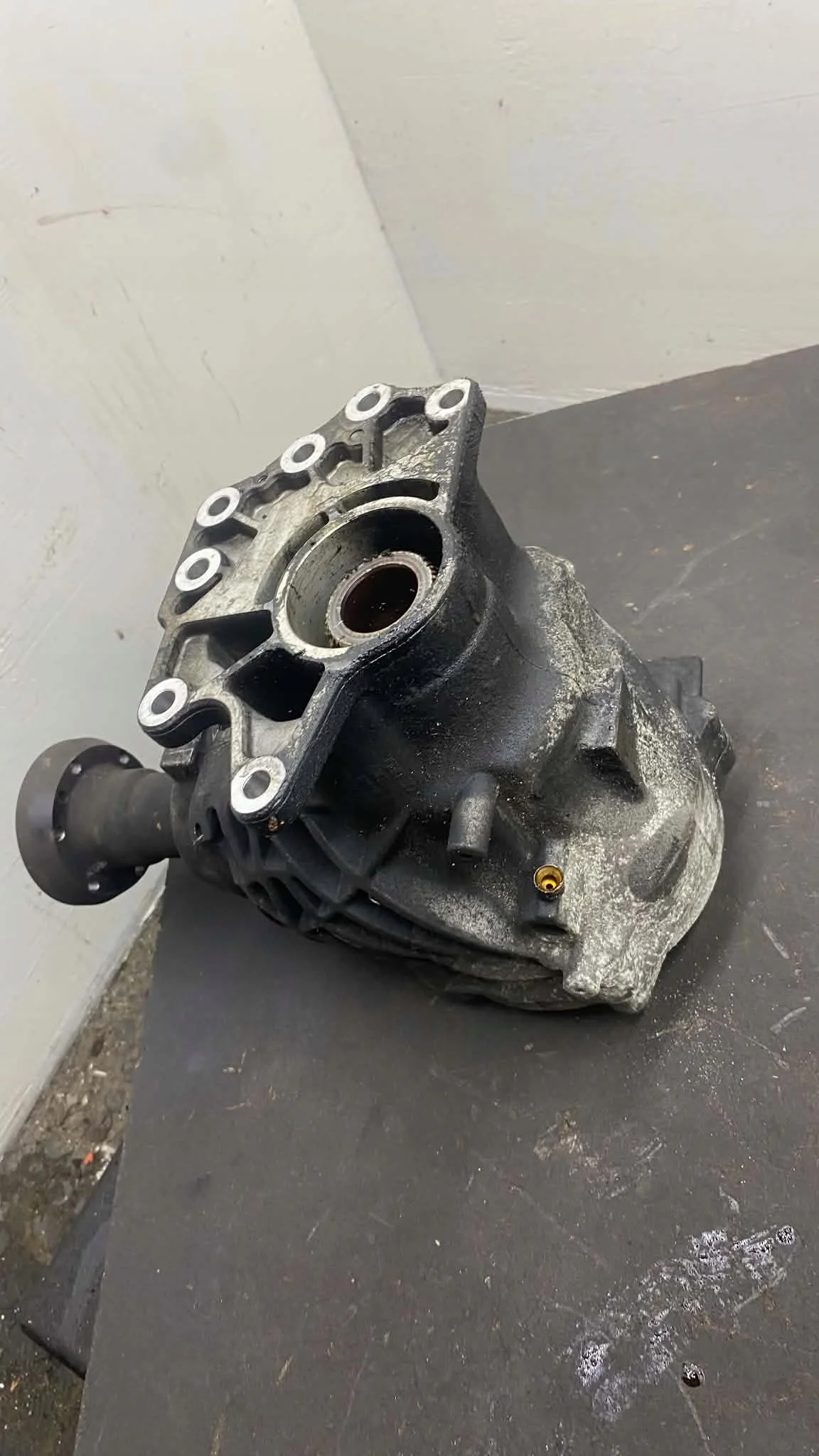 Volvo XC90 Angle Drive Gearbox P31256171 image 4