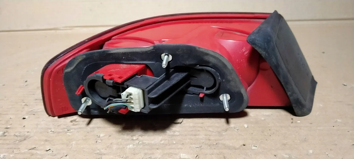 Alfa Romeo 159 Rückleuchte rechts Kotflügel image 5