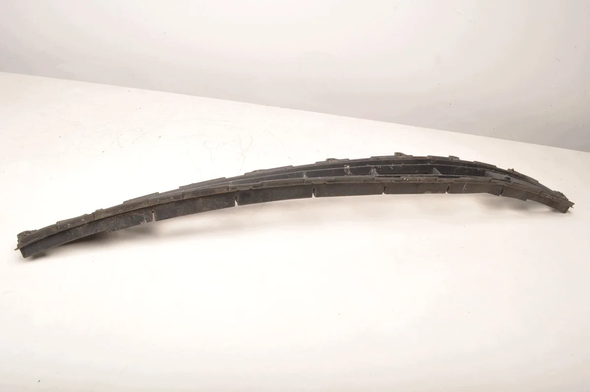 Volvo XC40 II Front Bumper Grille 31449342 image 7