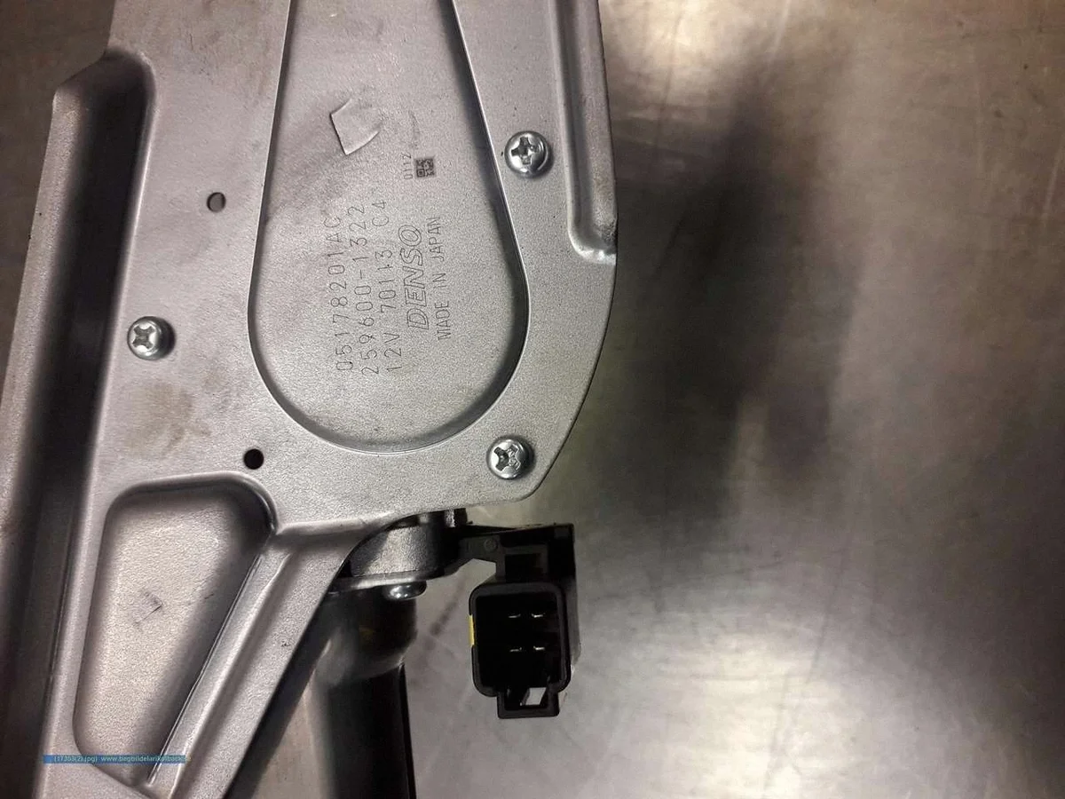 Motor Limpiaparabrisas Trasero Fiat Freemont 2014