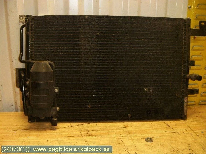 2002 Saab 9-3 AC Condenser BEG4084