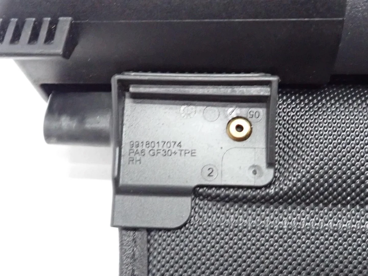 Rollo Gepäckraum Audi Q3 8U 9918017074 image 3