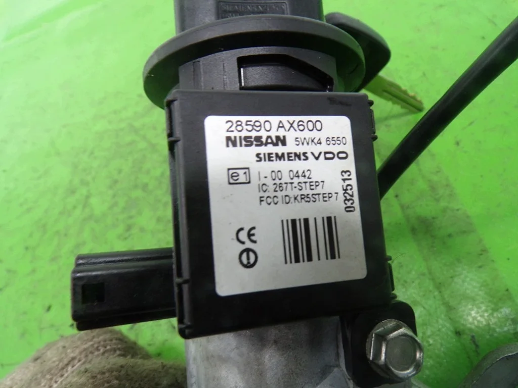 Nissan Micra K12 F-385600- Commutateur image 4