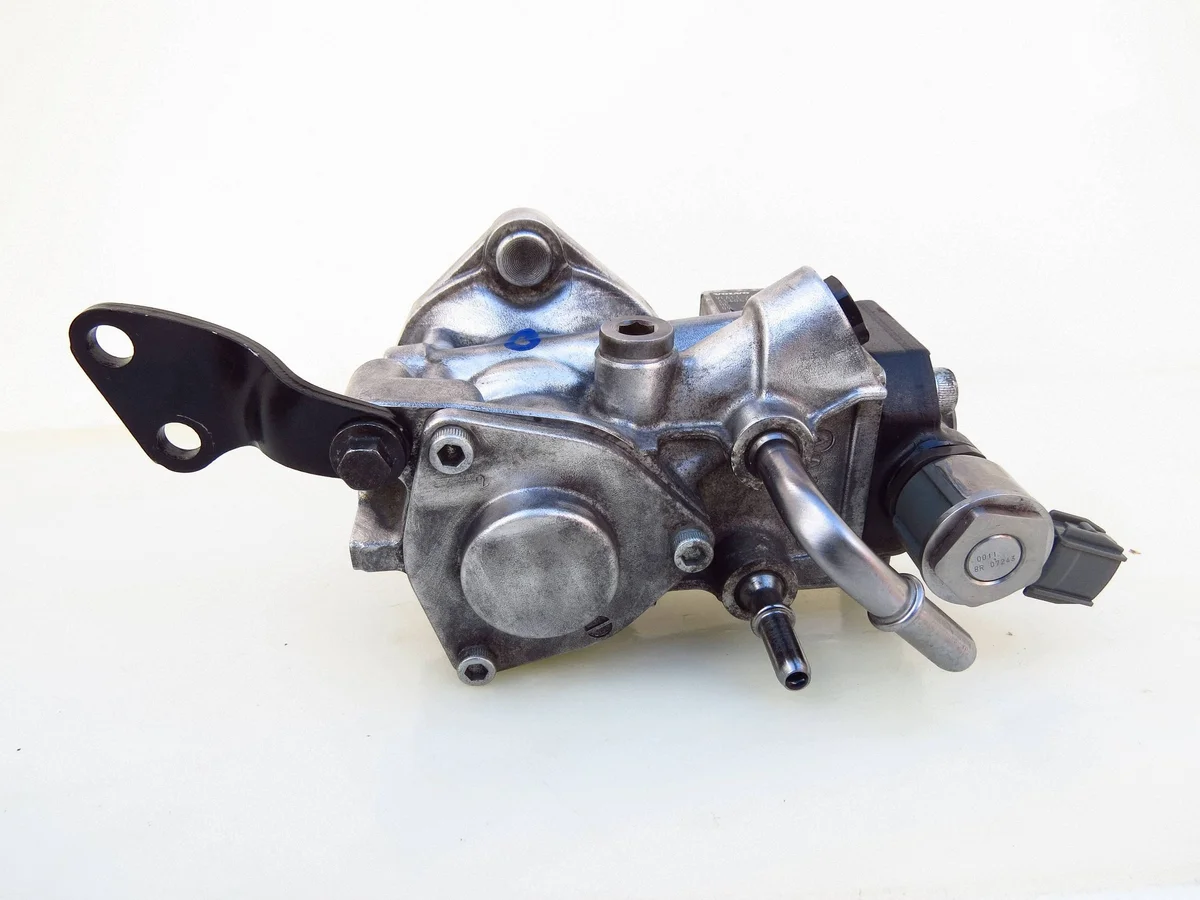 Fuel Injection Pump Volvo 31405129 image 10