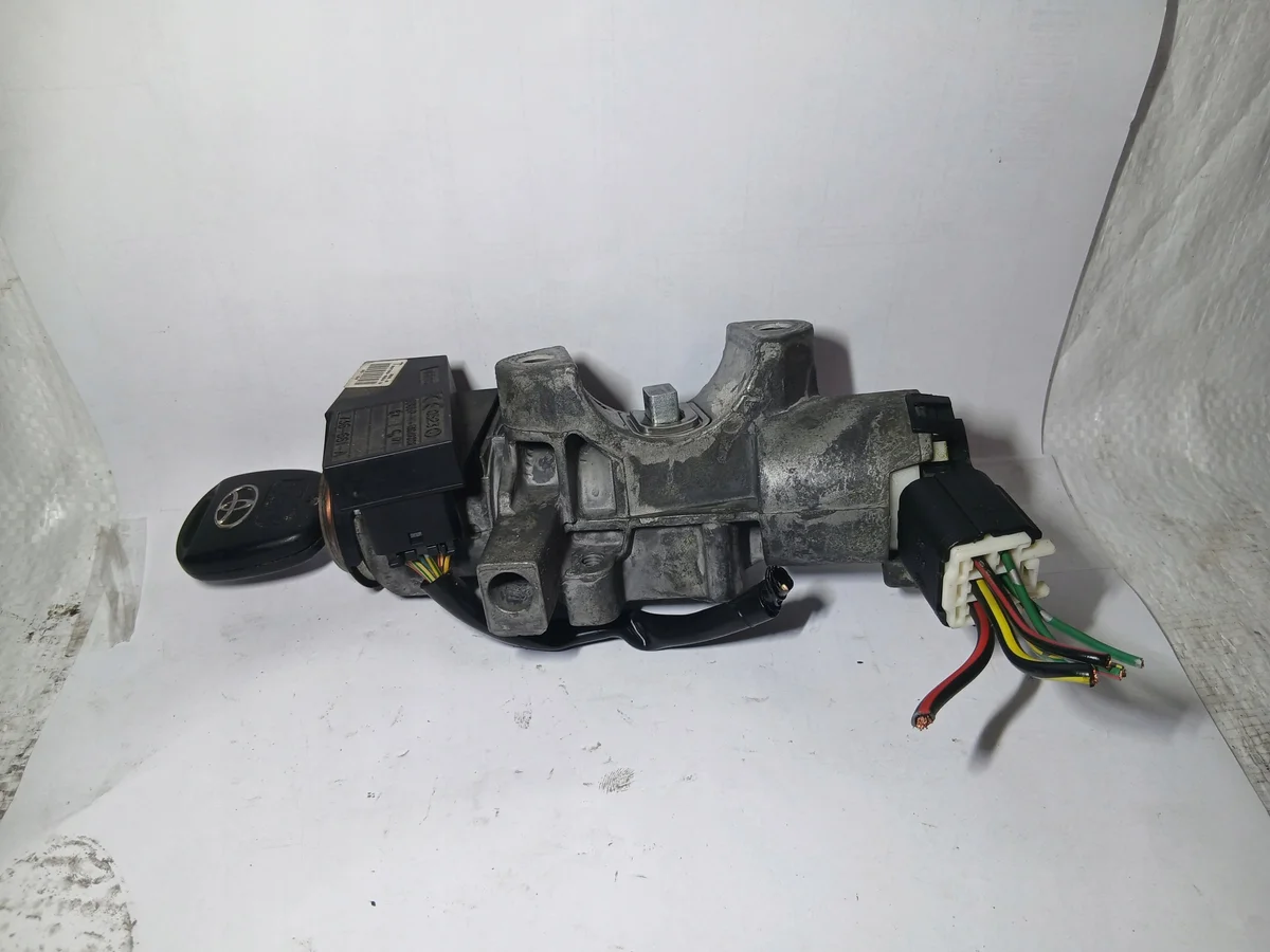 Zündschloss Toyota Avensis T250 N0501517 image 3