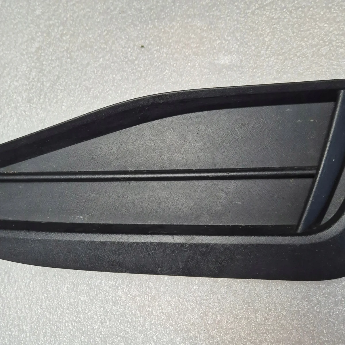 VW Passat B8 LIFT 3G Gitter Stoßfänger Rechts image 3