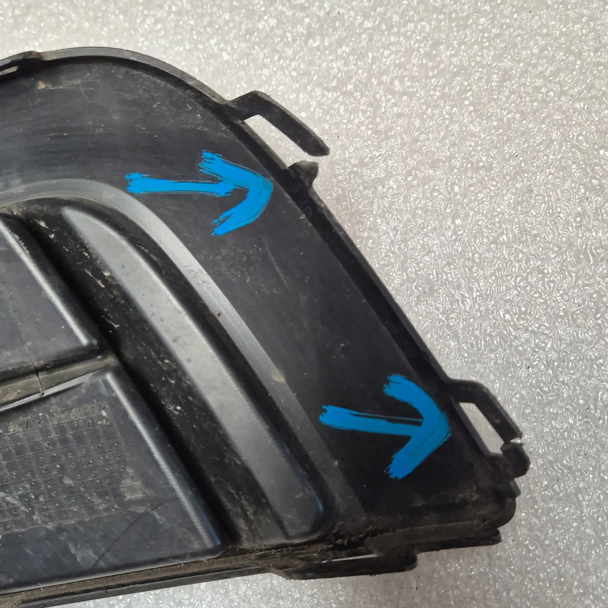 VW Passat B8 LIFT 3G Gitter Stoßfänger Rechts image 6