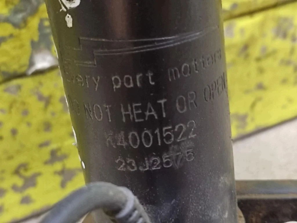 Opel Astra H Kombi McPherson links vorne image 5