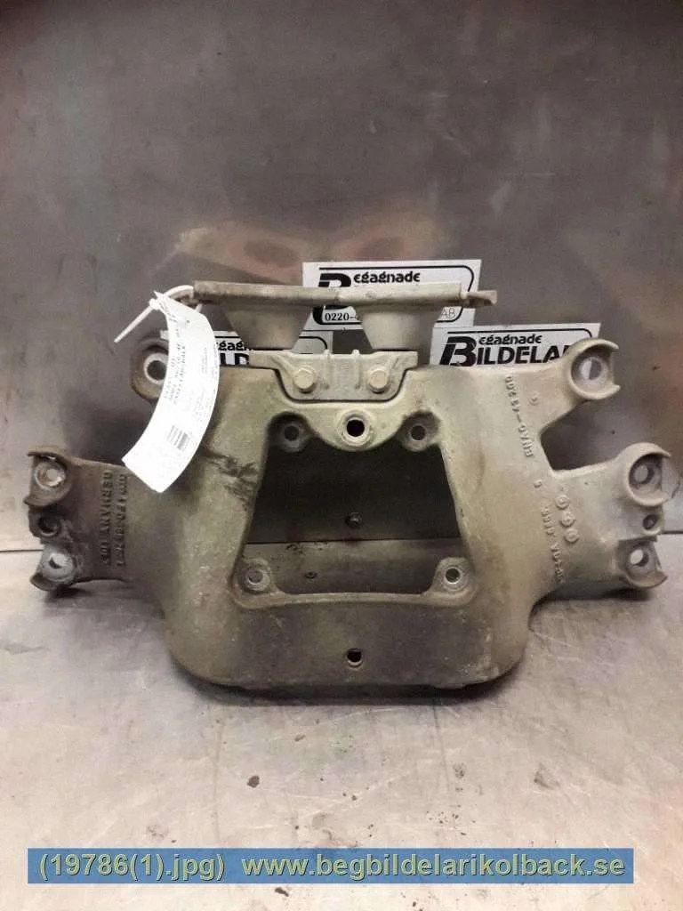 Audi A6 S6 C6 4F Supporto Cambio Usato