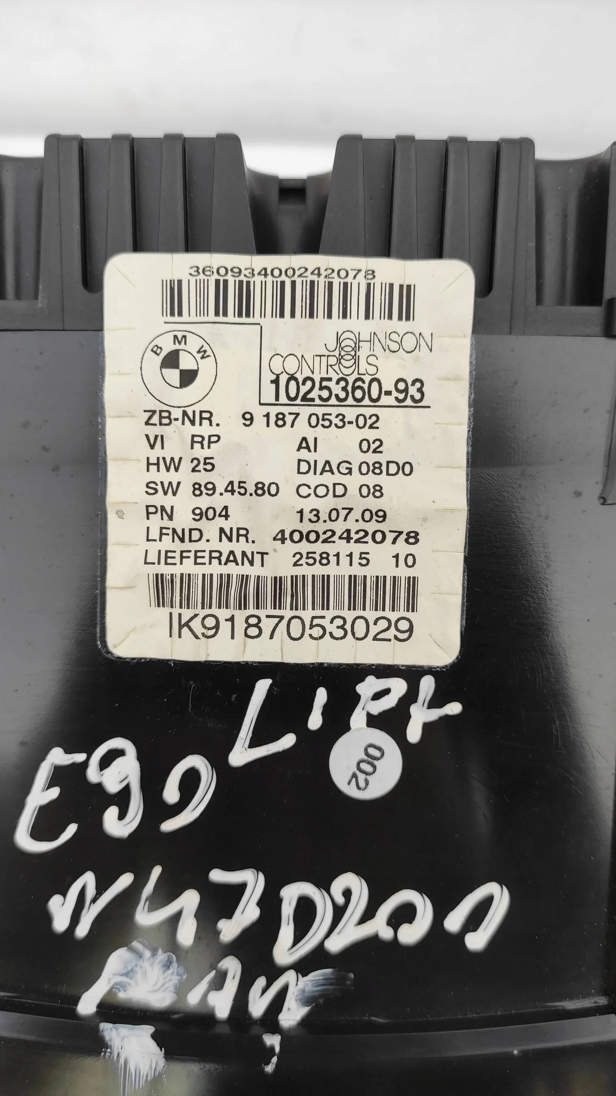 BMW 3 E90 E91 320i Instrument Cluster image 4