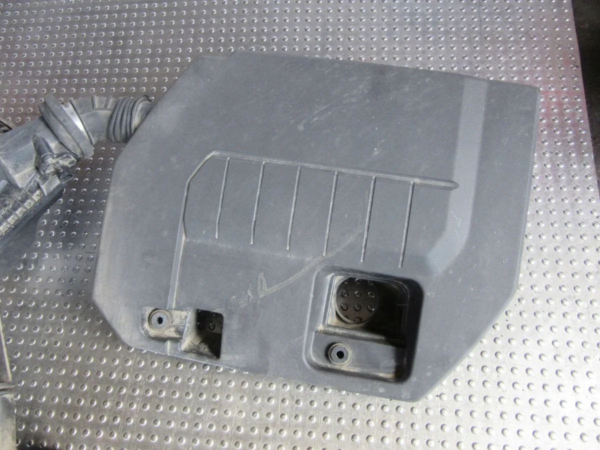 Chevrolet Volt 1.4i 2010 Motorafdekking image 4