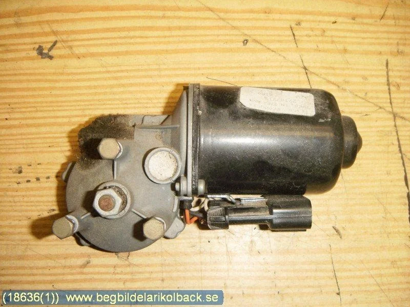 Opel Corsa B Moottorinpyyhkijän moottori BEG4790