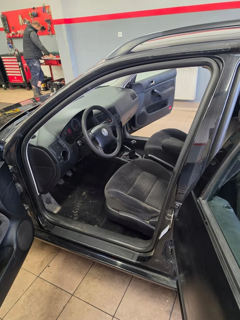 Vedação Porta Esquerda VW Golf IV Bora Usada