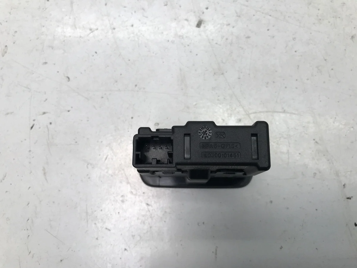 Conector USB-C Volkswagen Tiguan III 2G6035718 image 3