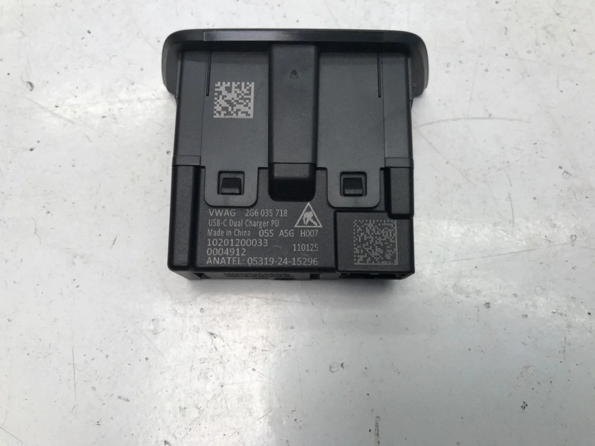 Conector USB-C Volkswagen Tiguan III 2G6035718 image 4