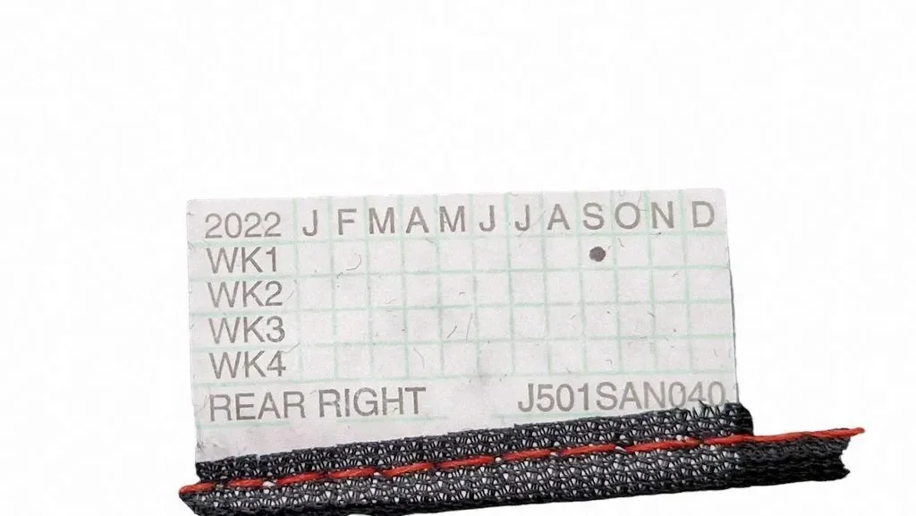 Tapetes Subaru Legacy VII J501SAN040 Usados image 6