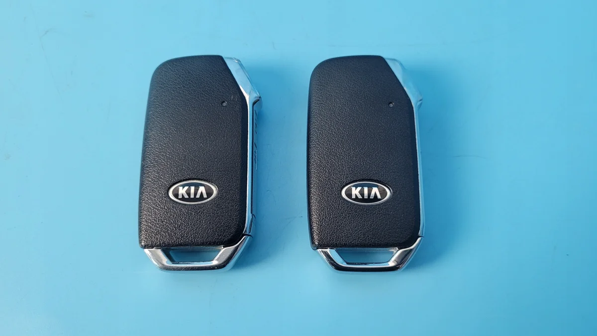 Chave Kia Sorento IV 95440-P2400 Usada