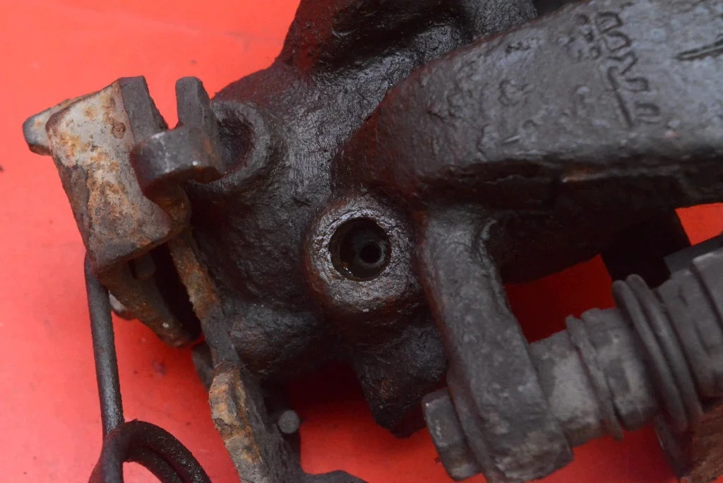 Bremssattel Links Hinten Ford Mondeo MK4 image 6