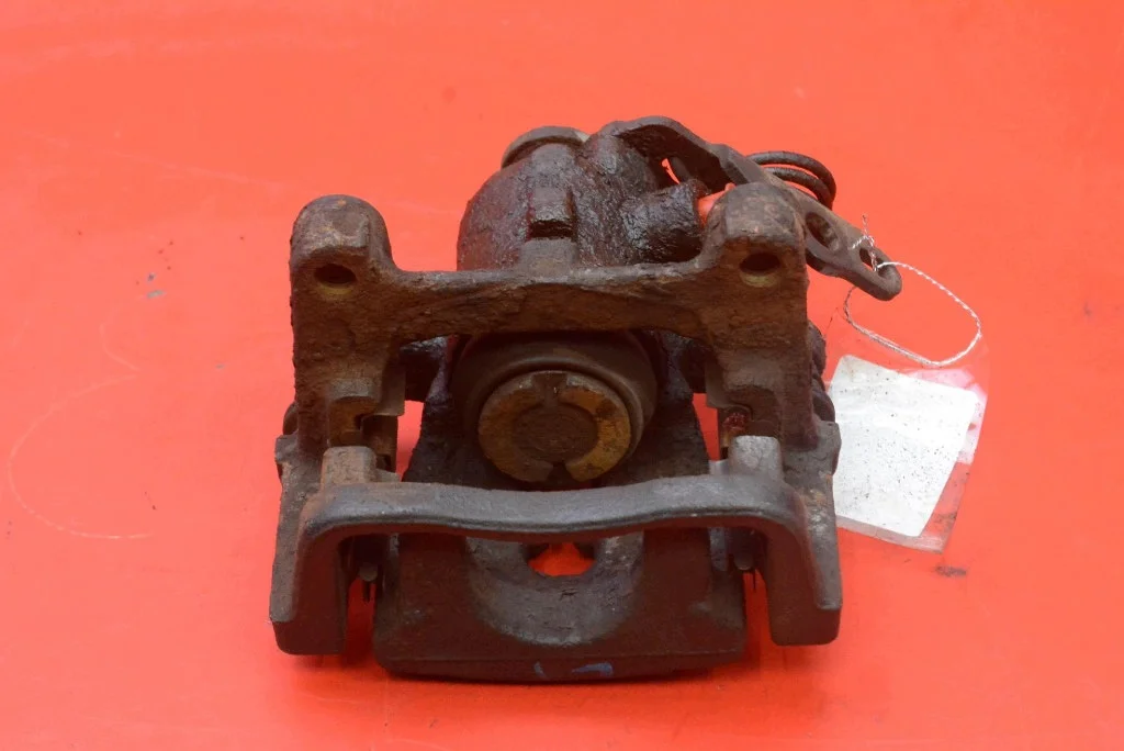 Bremssattel Links Hinten Ford Mondeo MK4 image 8