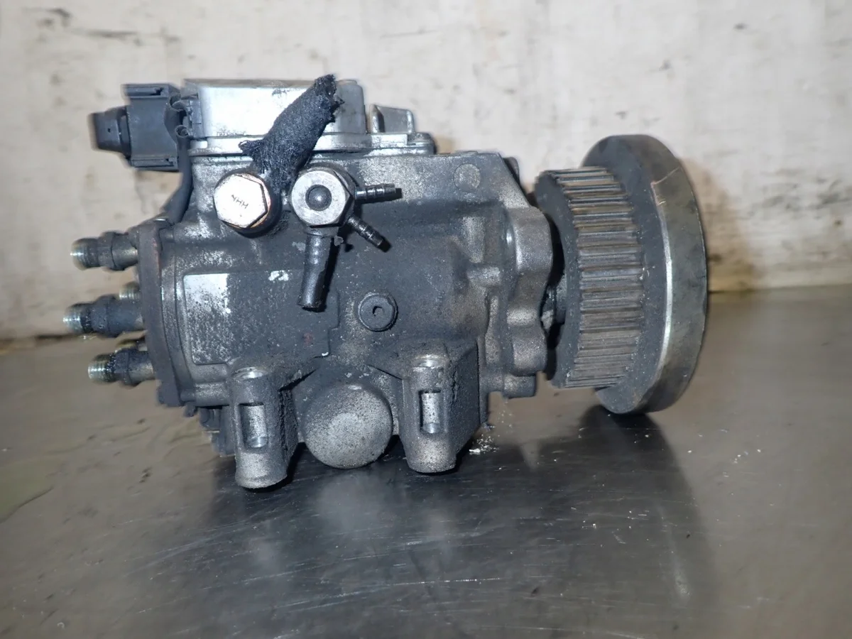 Audi 059130106DX Fuel Injection Pump - Used image 5