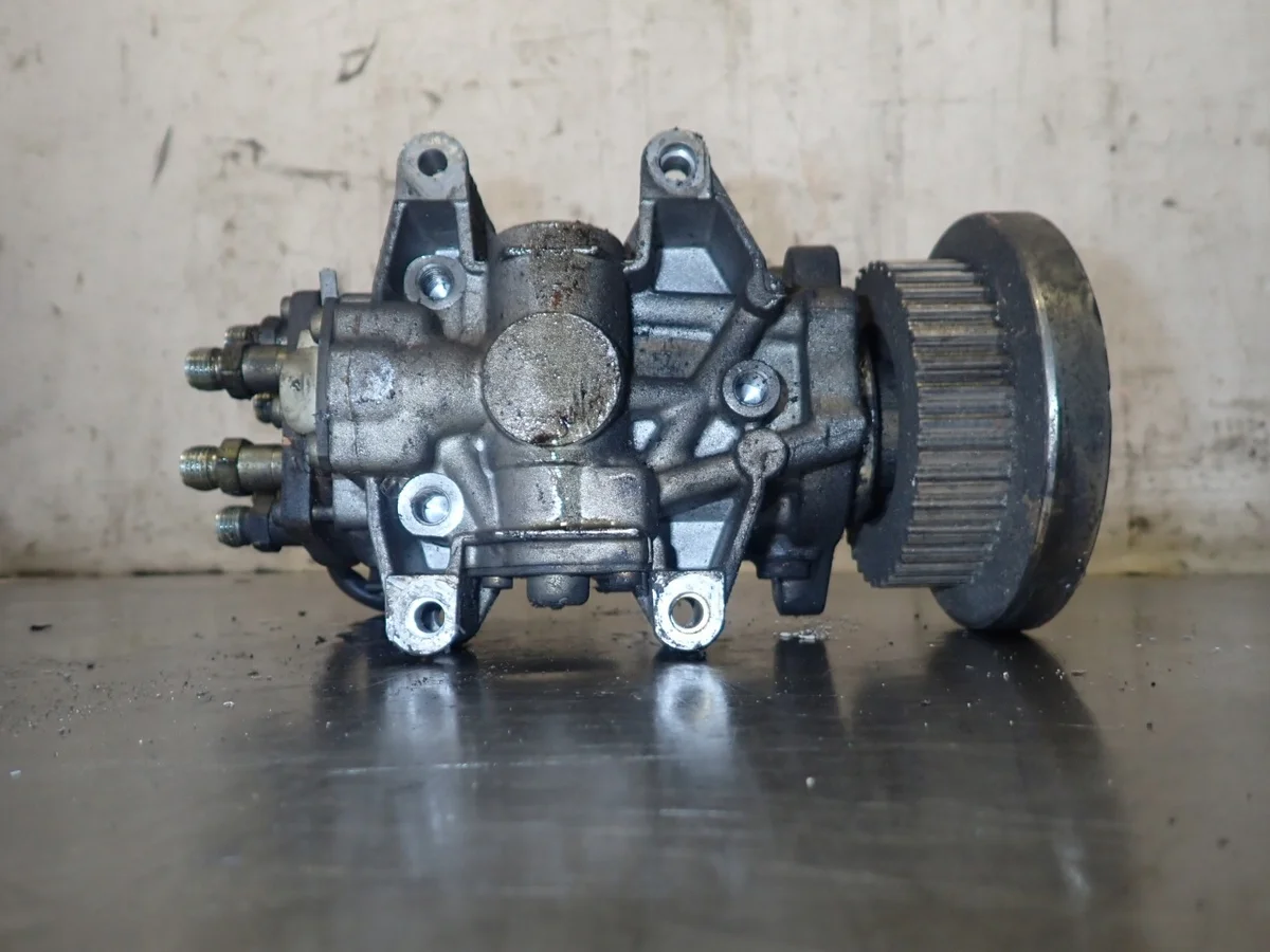 Audi 059130106DX Fuel Injection Pump - Used image 6
