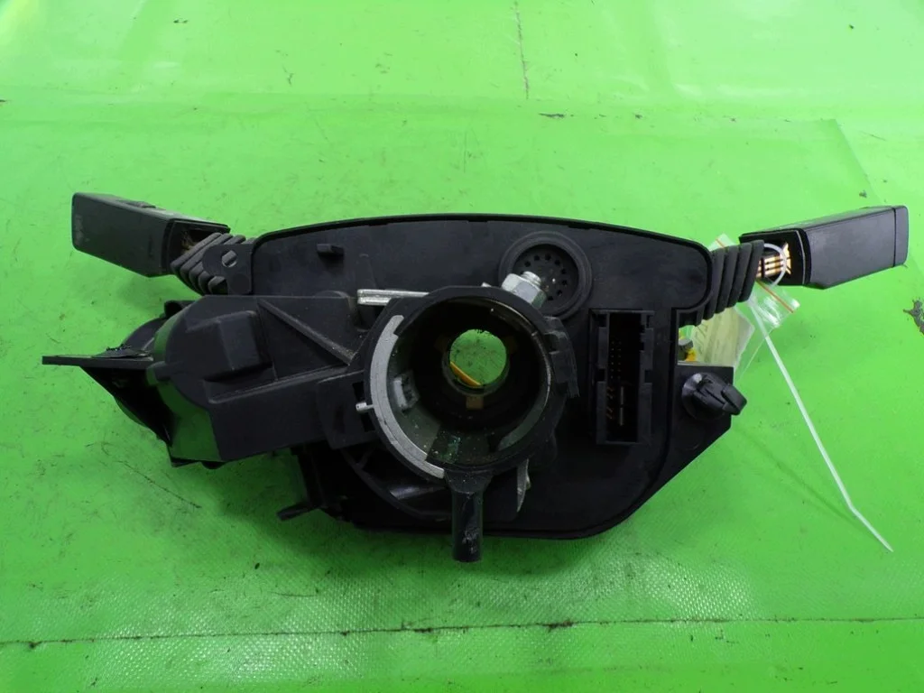 Opel Vectra C - Blocco Interruttori F-392174- image 3