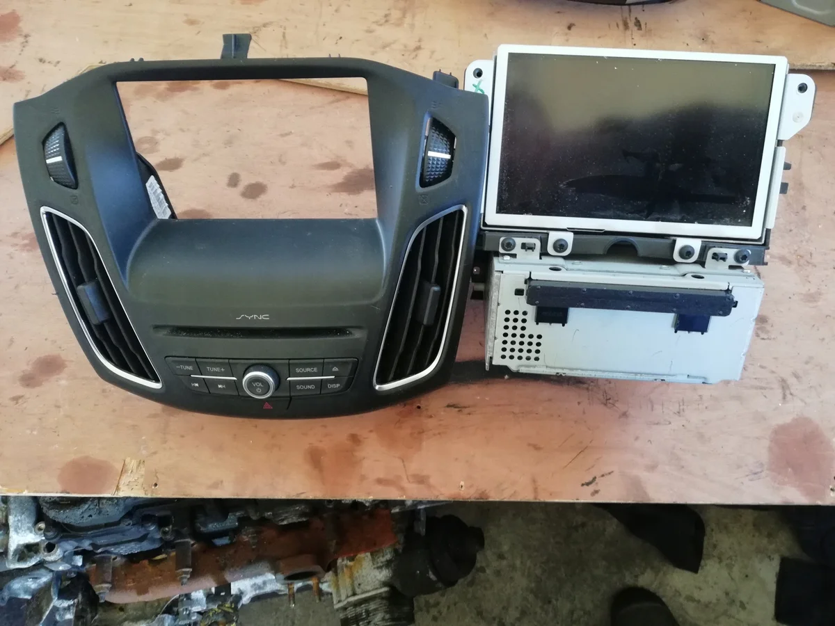 Ford Focus Mk3 Radio Navigation Touch Panel