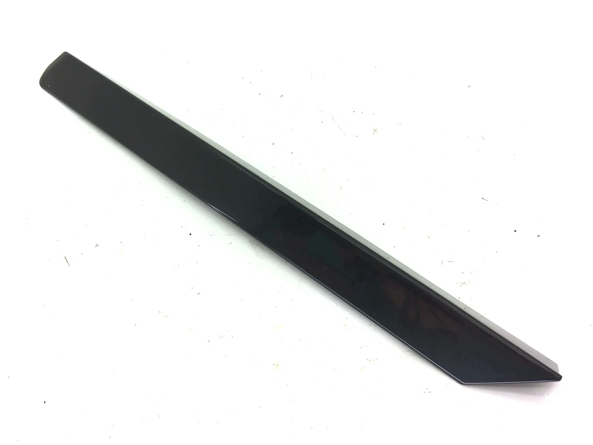 Audi A8 D3 Baguette de porte gauche 4E0853377BX