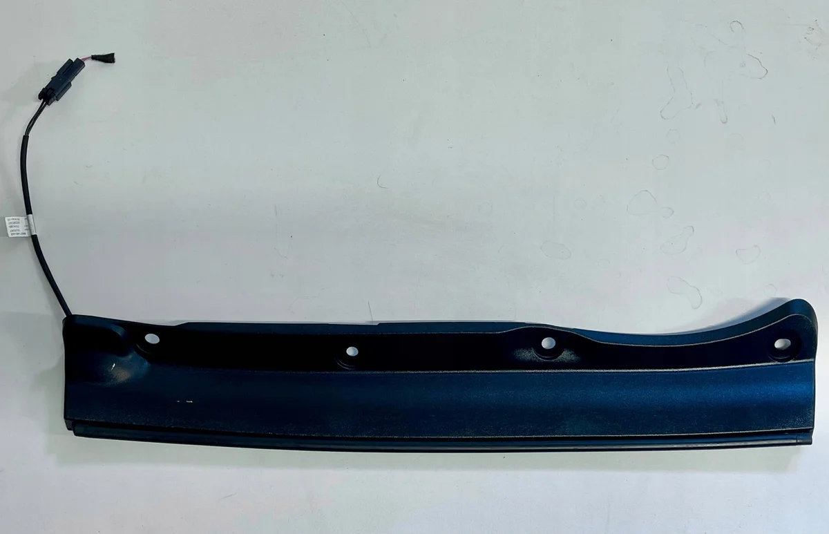 Jeep Grand Cherokee WL 2022 Trunk Lid Trim Left