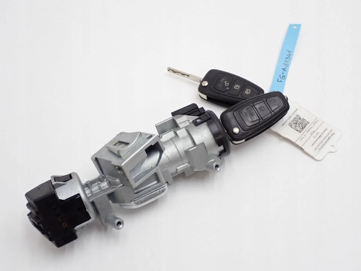 Ford Focus III MK3 sytytyslukko avaimilla image 3