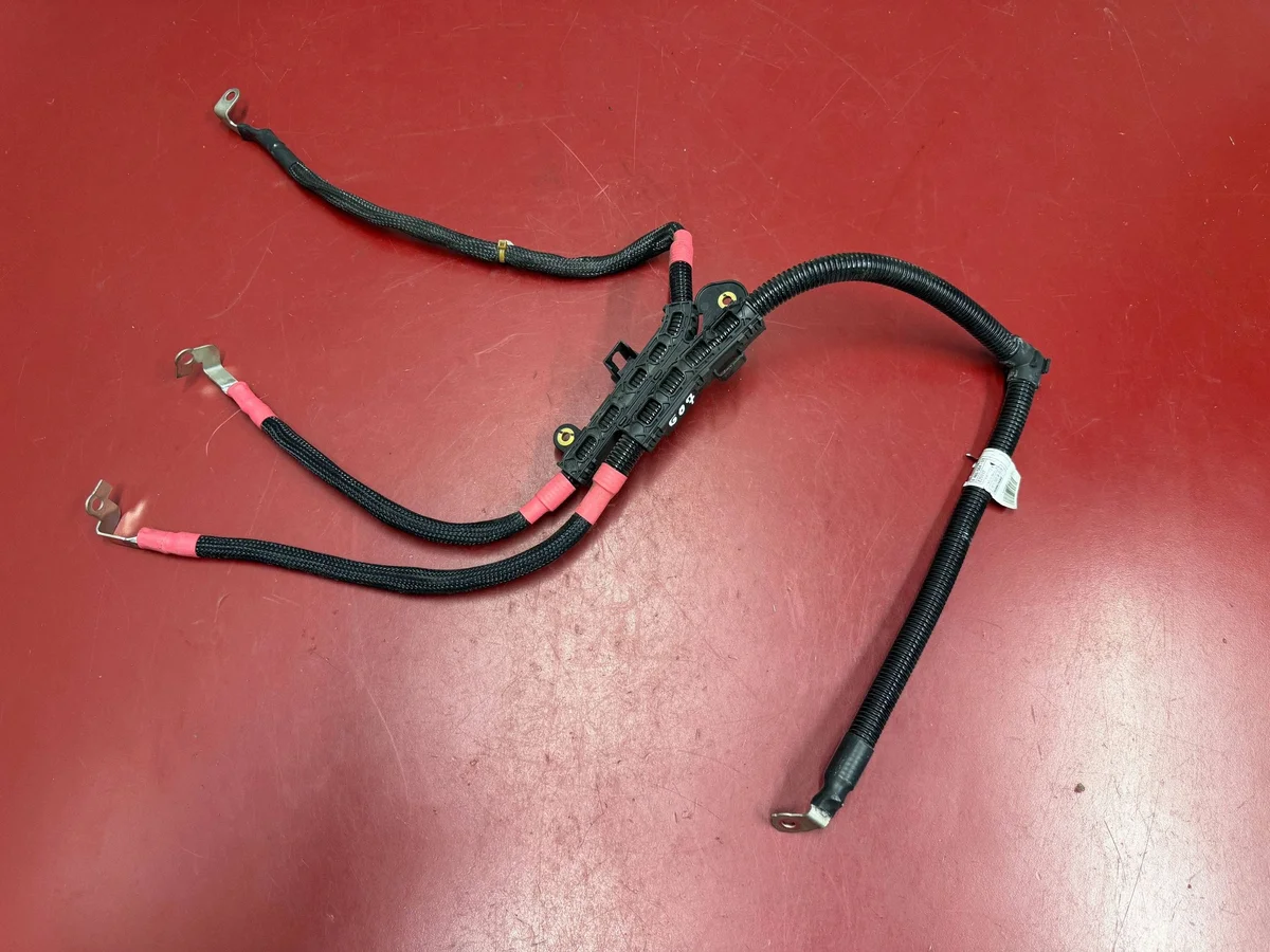 BMW X7 G07 2021 Klema plusowa 8486584