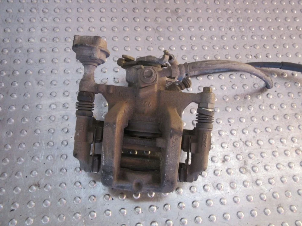Bromsok bak Chevrolet Volt Opel Ampera image 9