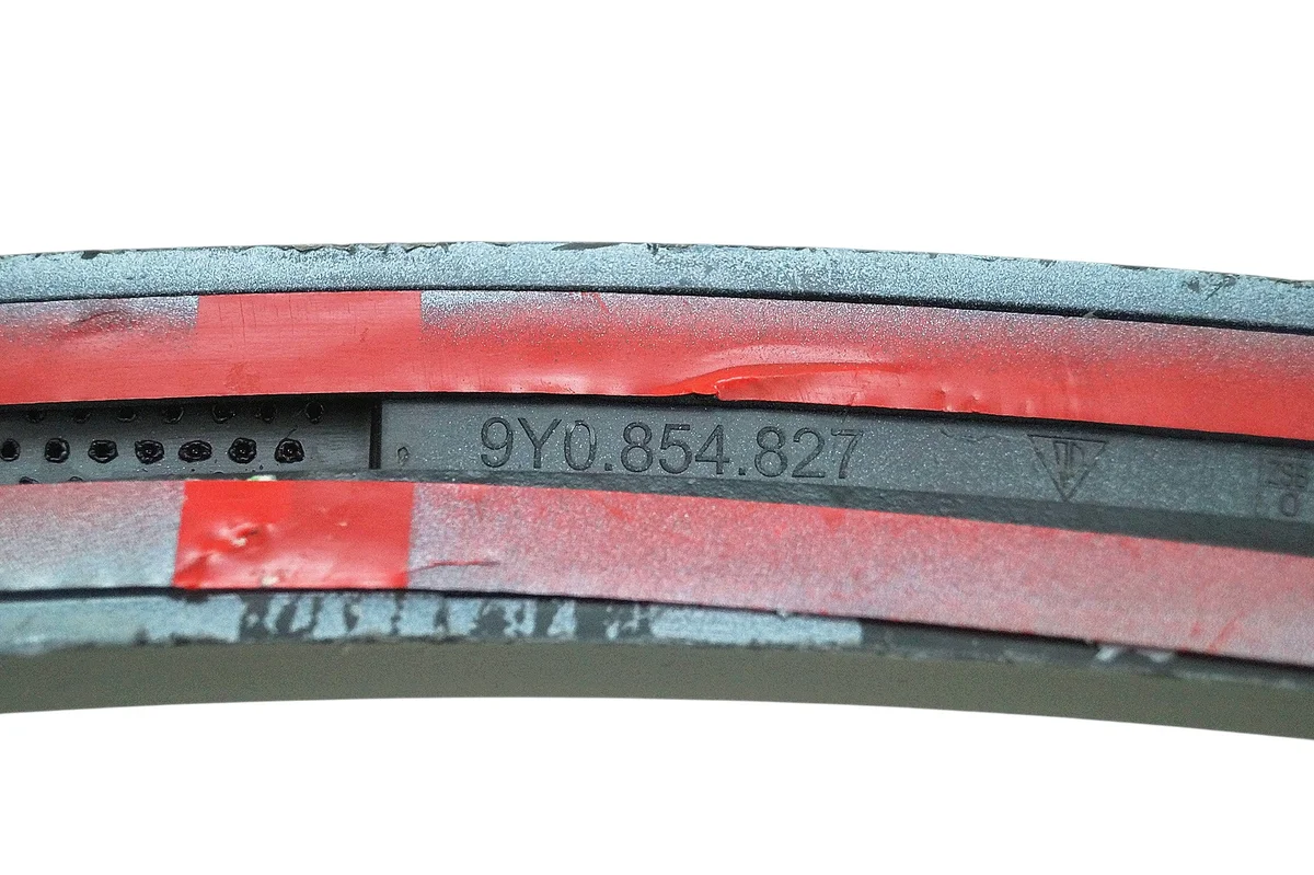 Türleiste hinten links Porsche Cayenne III 9Y0 image 3