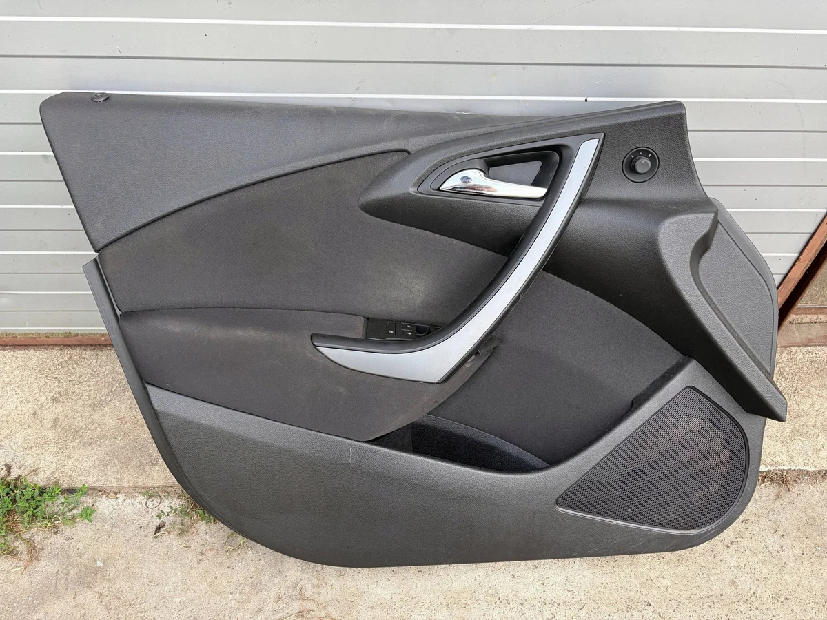 OPEL ASTRA IV J Garniture Porte Gauche