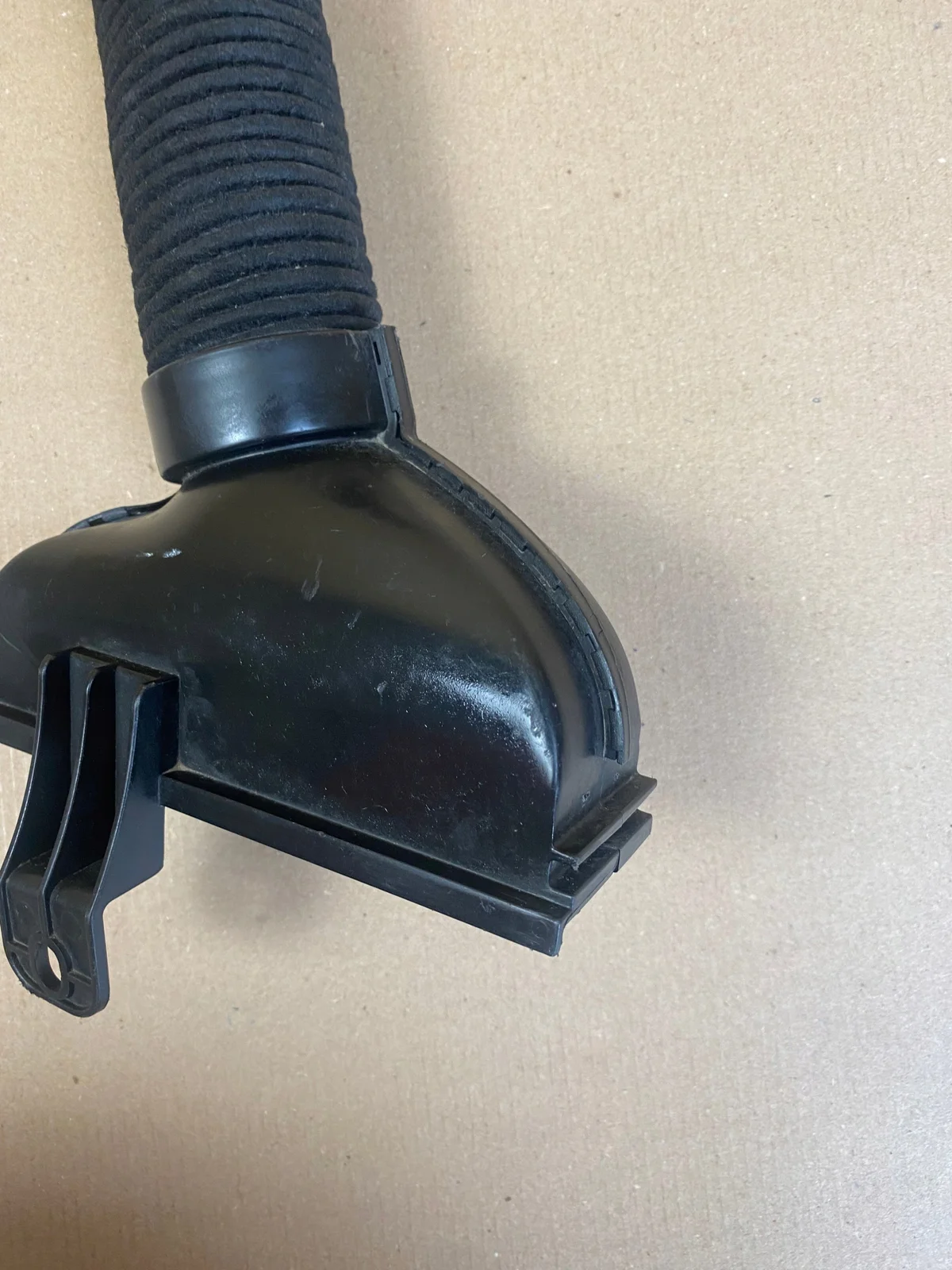 Ilmaputki Citroen C4 III 1.2 (9833418380) image 8