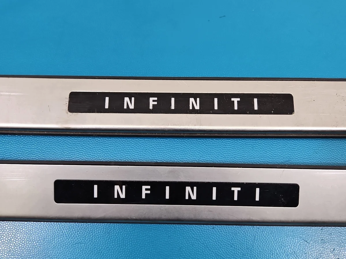 Schwellerleiste Links Rechts Infiniti QX30 H15 image 6