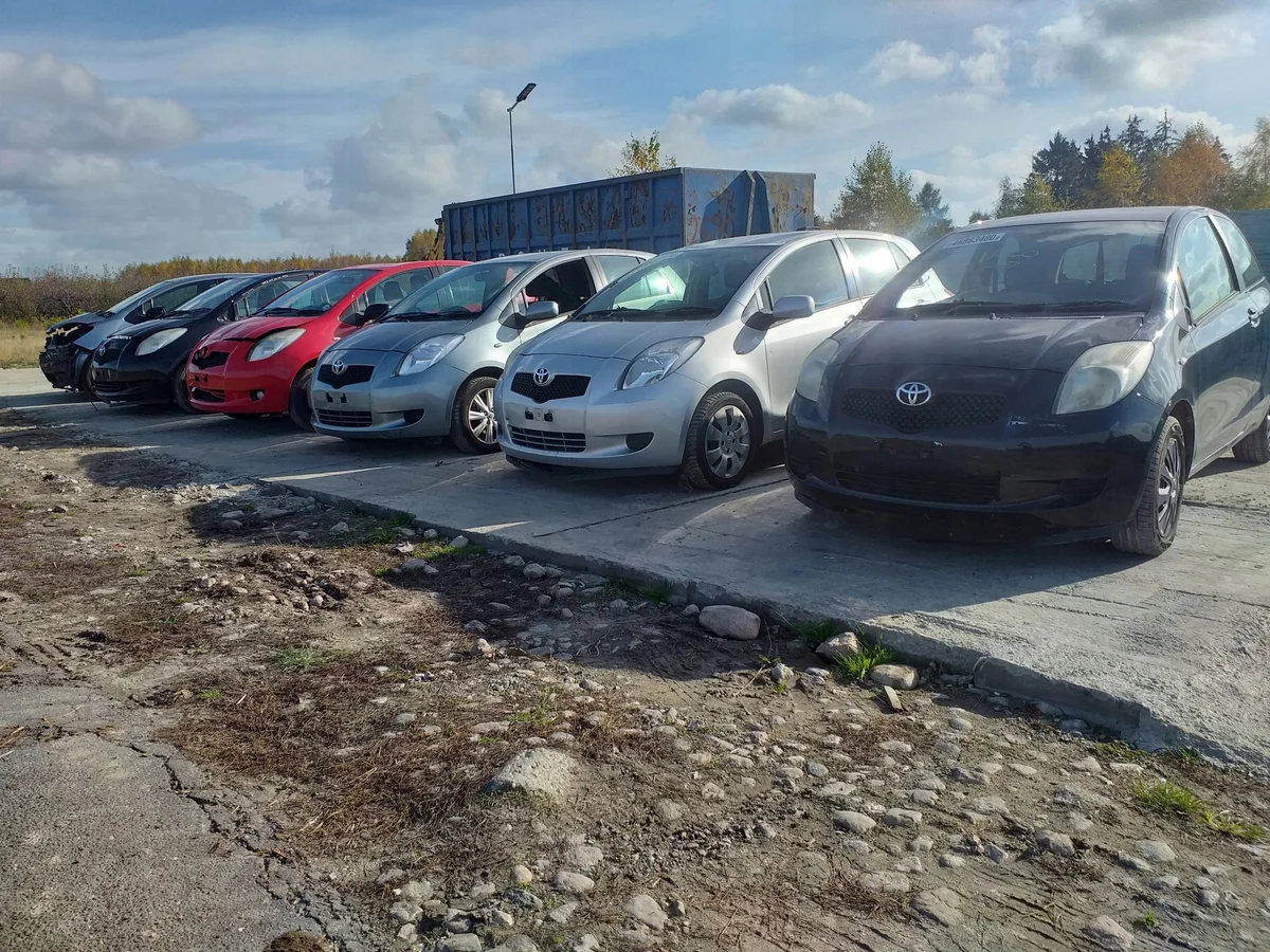 Cinto de Segurança Toyota Yaris II Direito Dianteiro image 6