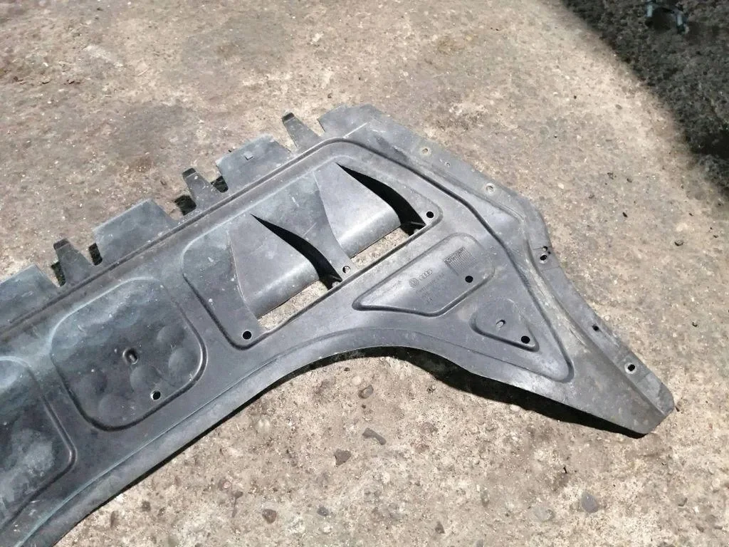 Audi A3 Sportback 8PA Cache Moteur 1K0825237J image 4