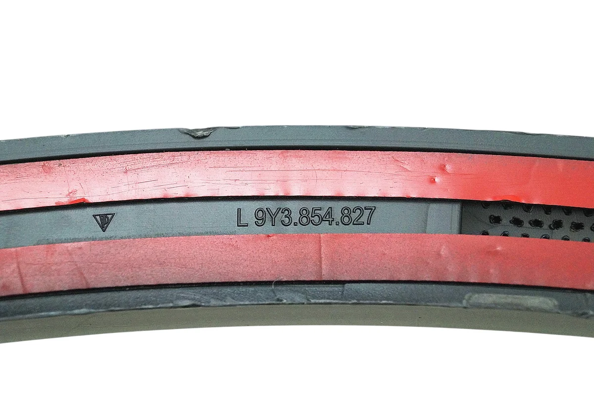 Türleiste links hinten Porsche Cayenne III 9Y3 image 3