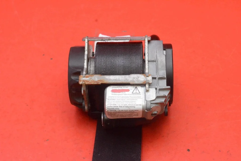 Sicherheitsgurt Vorne Links VW Jetta 5 1K4857705AC image 3