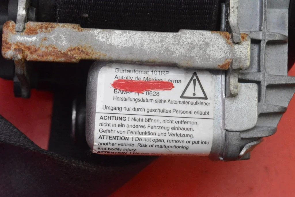 Sicherheitsgurt Vorne Links VW Jetta 5 1K4857705AC image 8