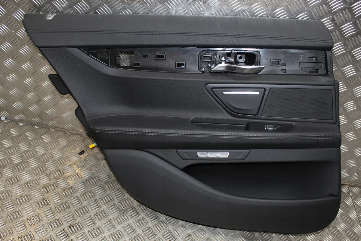 BMW 7 G11 Deurpaneel Links Achter Leer